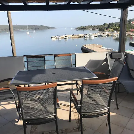 Prst 1 Apartman Ugljan